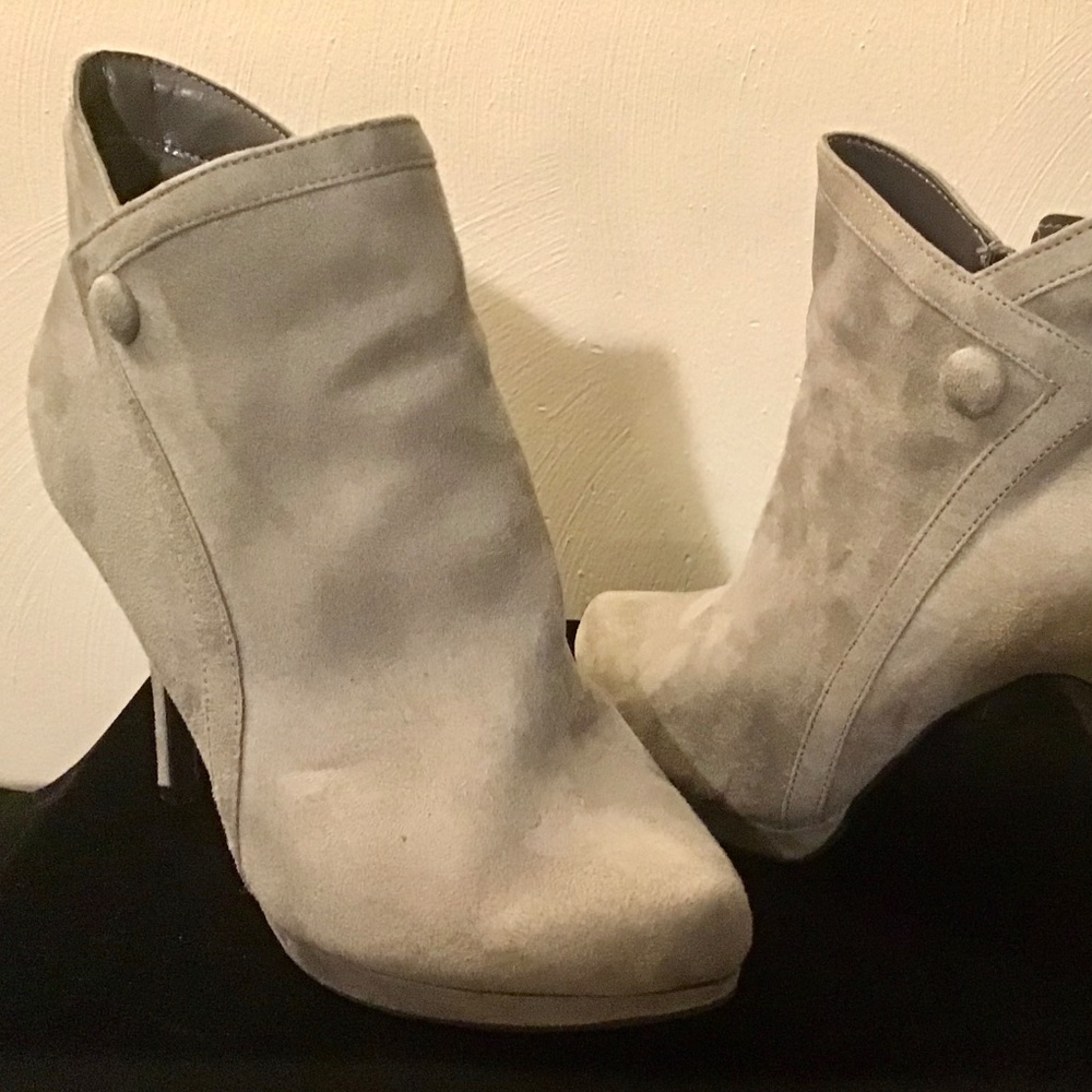 Ankle Book